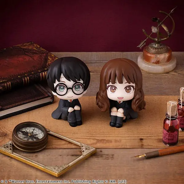 Harry Potter Look Up PVC Statuetka Hermiona 11 cm zdjęcie produktu