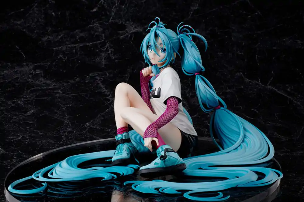 Hatsune Miku Statue 1/4 Yoneyama Mai The Latest Street Style "Cute" Limited Edition 17 cm Statuetka zdjęcie produktu