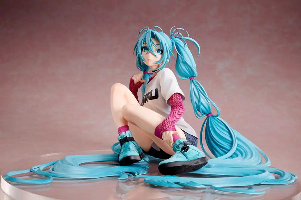 Hatsune Miku Statua 1/4 Yoneyama Mai The Latest Street Style "Cute" 17 cm zdjęcie produktu