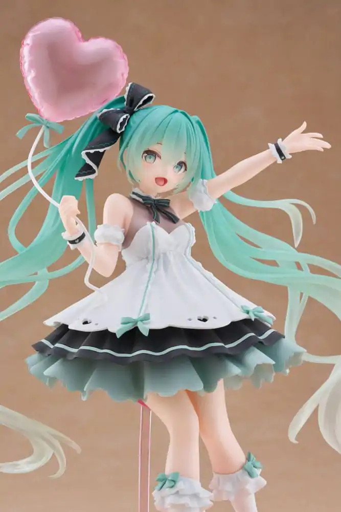 Hatsune Miku AMP+ Figurka z PVC Hatsune Miku Birthday 2025 Party Ver. 21 cm zdjęcie produktu