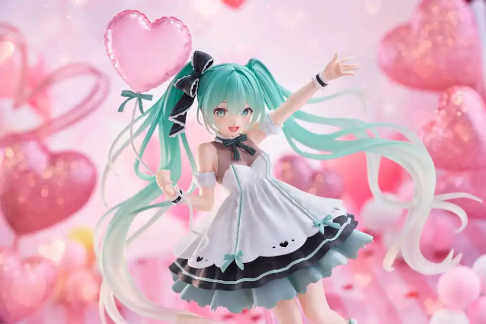 Hatsune Miku AMP+ Figurka z PVC Hatsune Miku Birthday 2025 Party Ver. 21 cm zdjęcie produktu