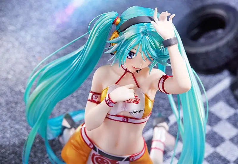 Hatsune Miku GT Project Figurka PVC 1/7 Racing Miku 2010 Ver. Art by Kentaro Yabuki 18 cm zdjęcie produktu