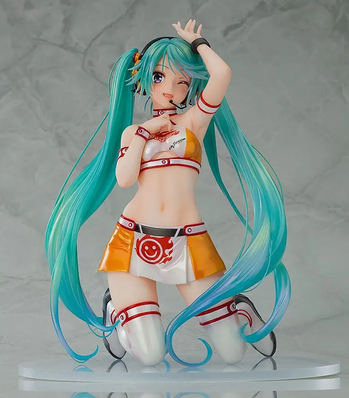 Hatsune Miku GT Project Figurka PVC 1/7 Racing Miku 2010 Ver. Art by Kentaro Yabuki 18 cm zdjęcie produktu