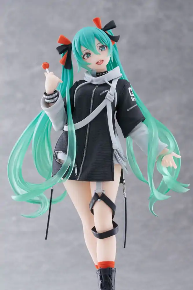 Hatsune Miku Wonderland PVC Statuetka Fashion Punk Ver. 18 cm zdjęcie produktu