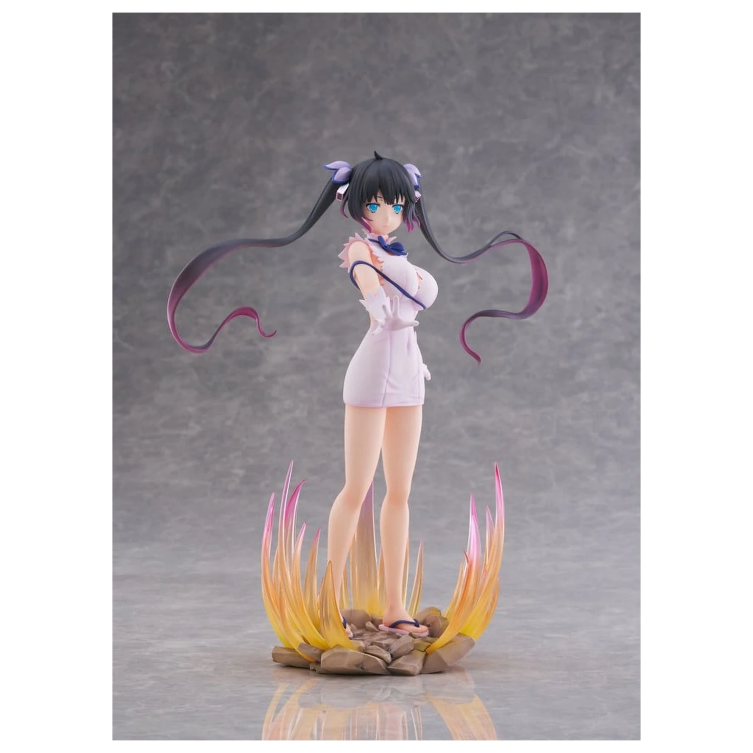 Is It Wrong to Try to Pick Up Girls in a Dungeon? V PVC Figurka 1/7 Hestia Divinity Unleashed Ver. 24 cm zdjęcie produktu