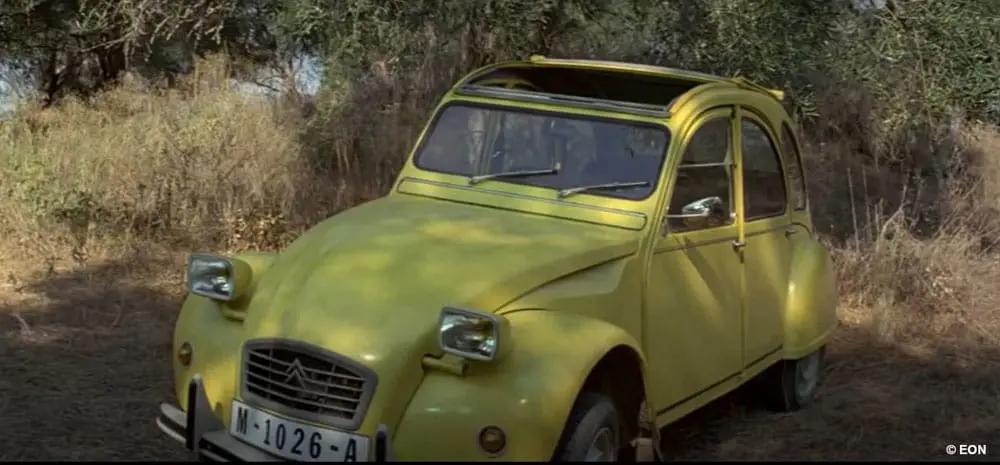 James Bond Zestaw Modelu Citroen 2 CV (For Your Eyes Only) Zestaw Podarunkowy zdjęcie produktu