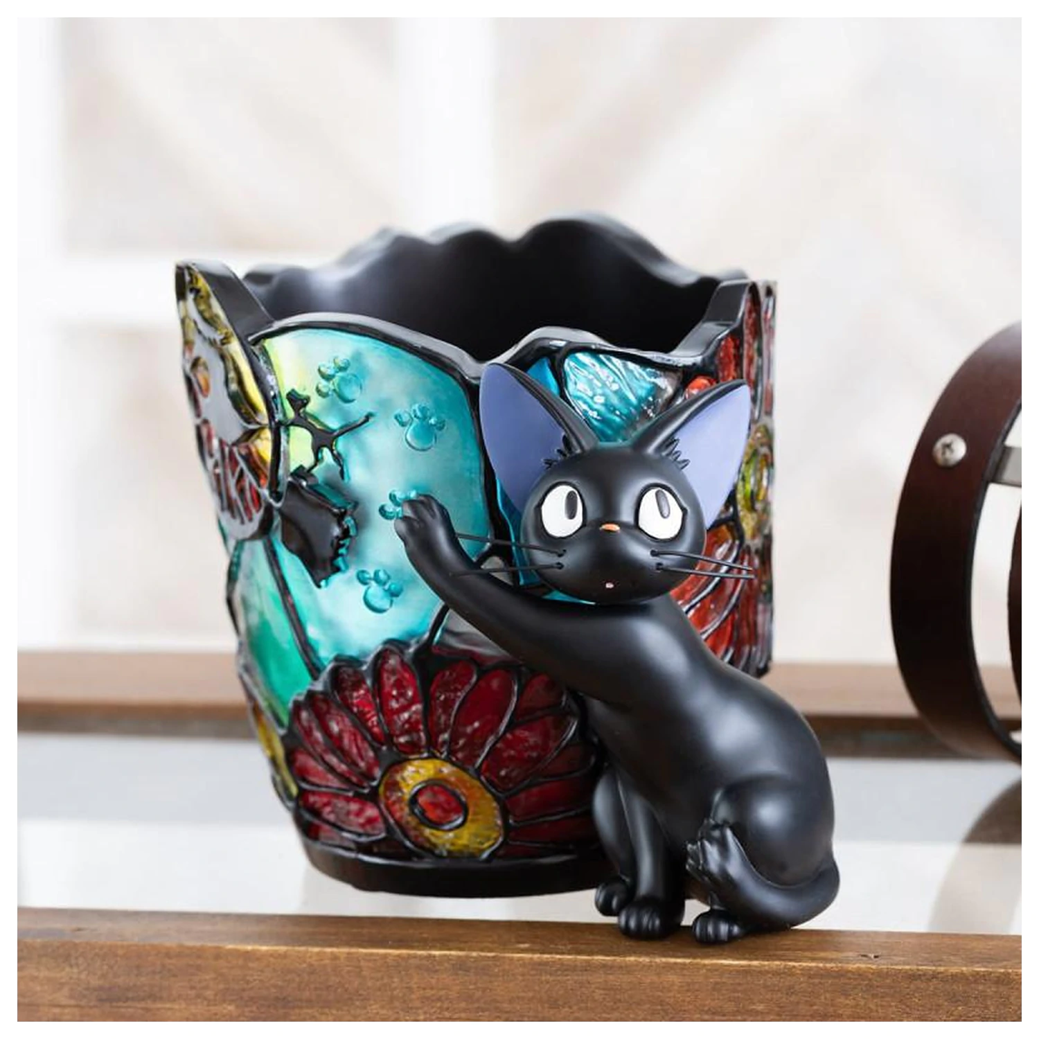 Kiki's Delivery Service Jiji Stained Glass Doniczka Planter Diorama 18.5 cm zdjęcie produktu