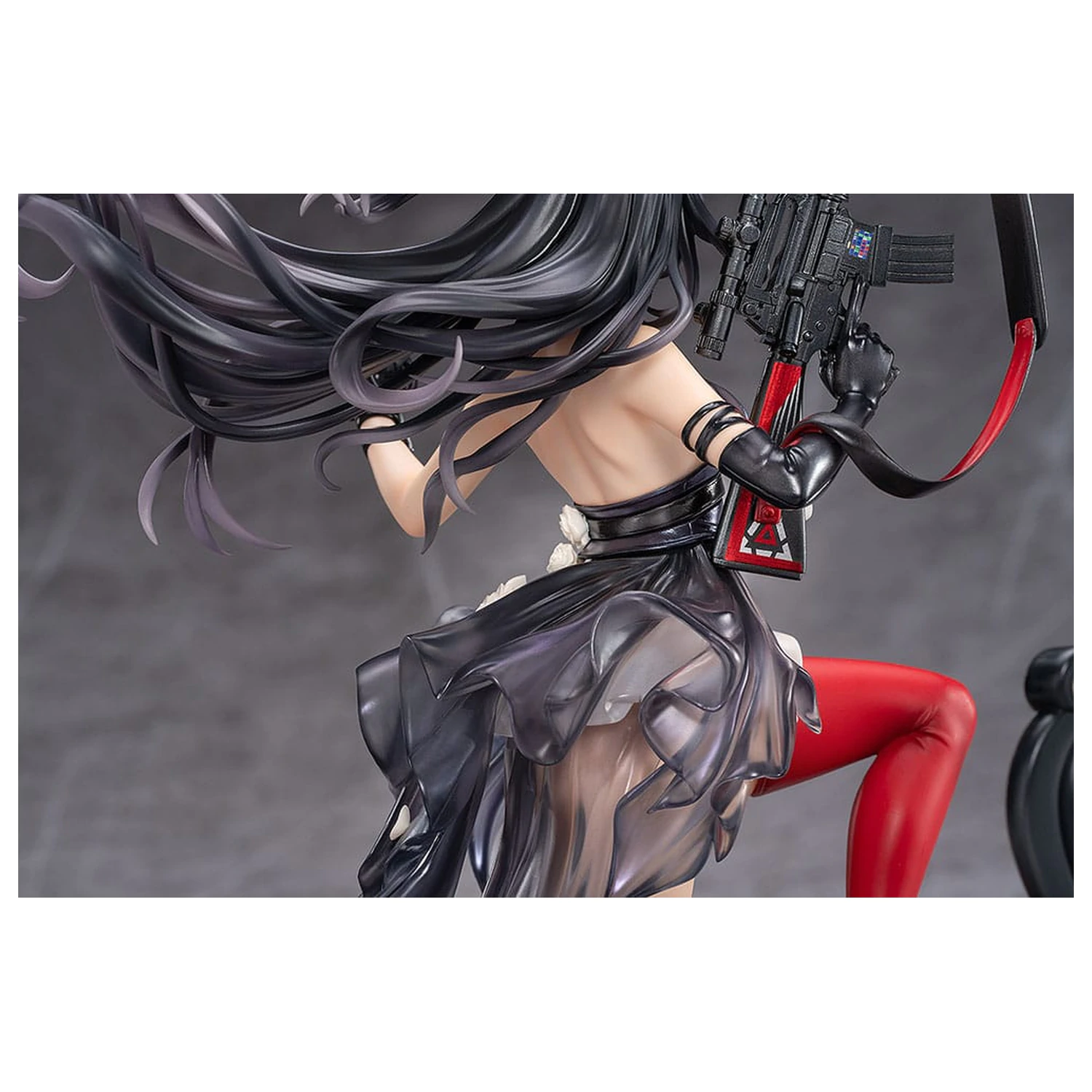 Knives Out PVC Statuetka 1/7 Diane: Wersja Bankietowy Taniec 29 cm zdjęcie produktu