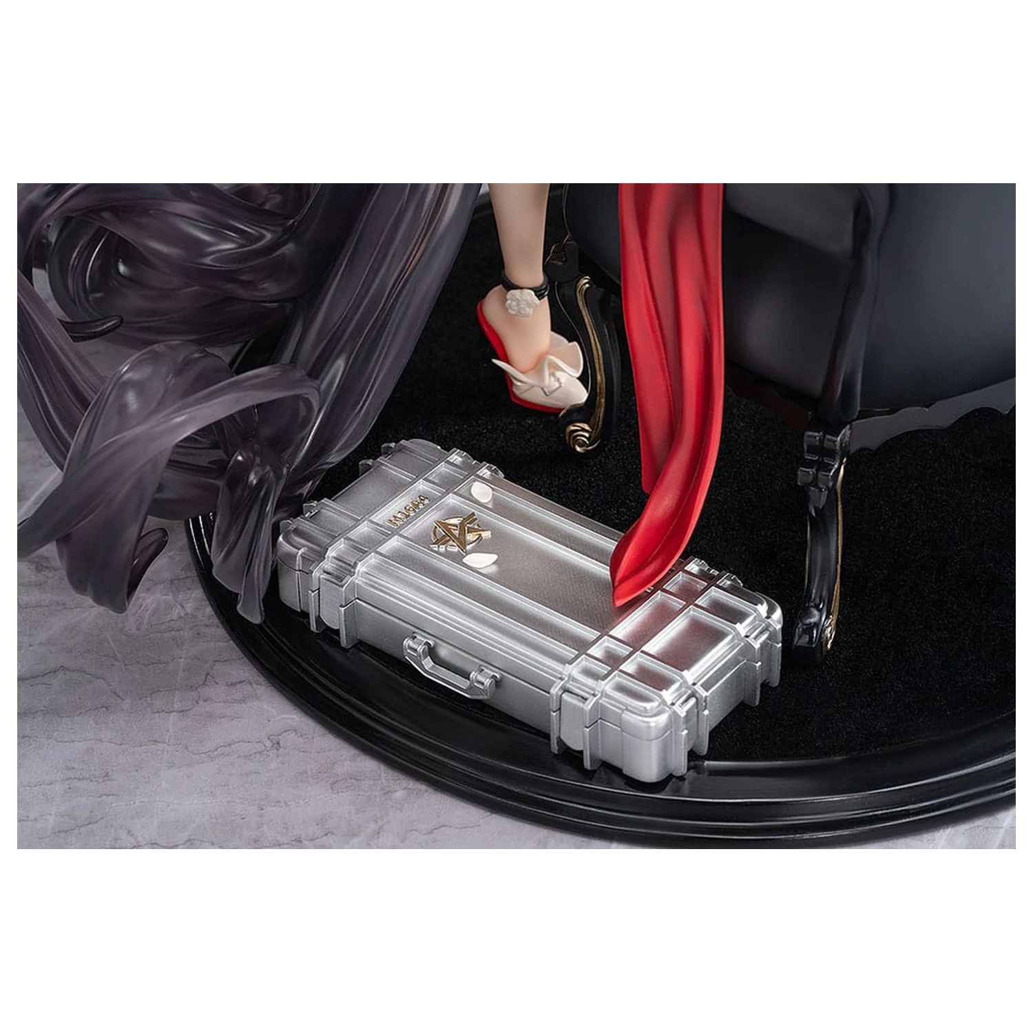 Knives Out PVC Statuetka 1/7 Diane: Wersja Bankietowy Taniec 29 cm zdjęcie produktu