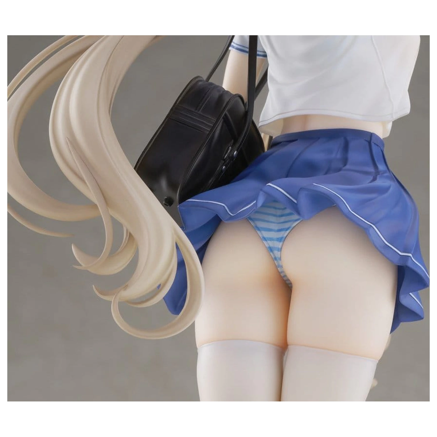 KoiKoi Sakura PVC Figurka 1/6 Momoko Uniform Ver. 27 cm zdjęcie produktu