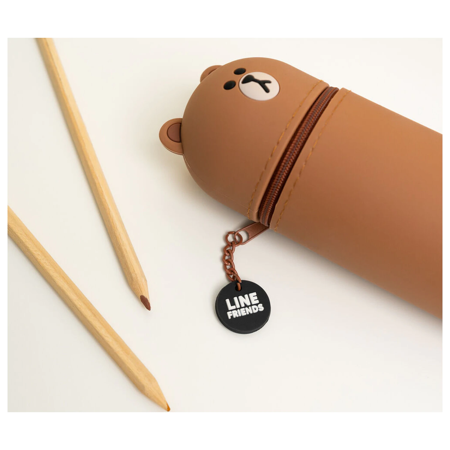 Line Friends Brown piórnik 3D zdjęcie produktu