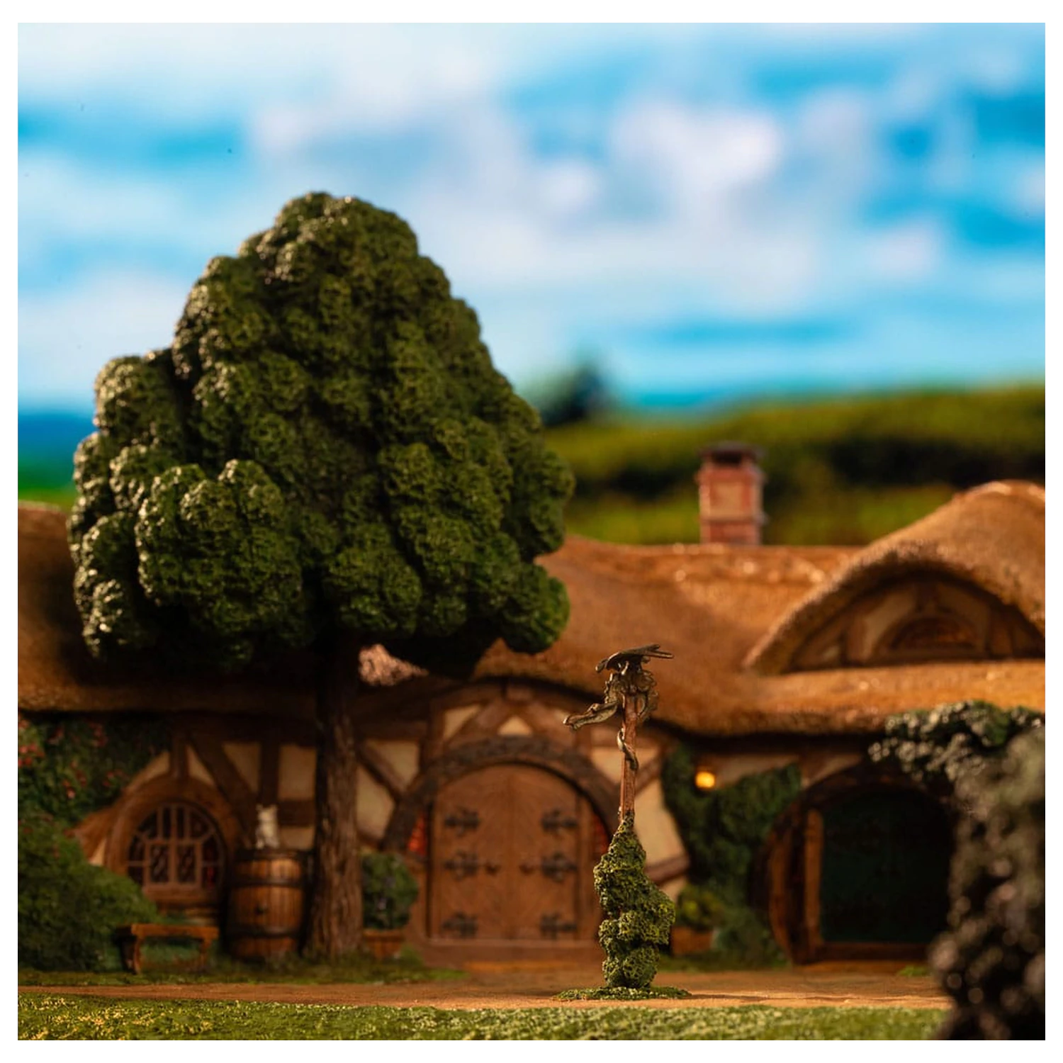 Lord of the Rings Statuetka The Green Dragon Inn zdjęcie produktu