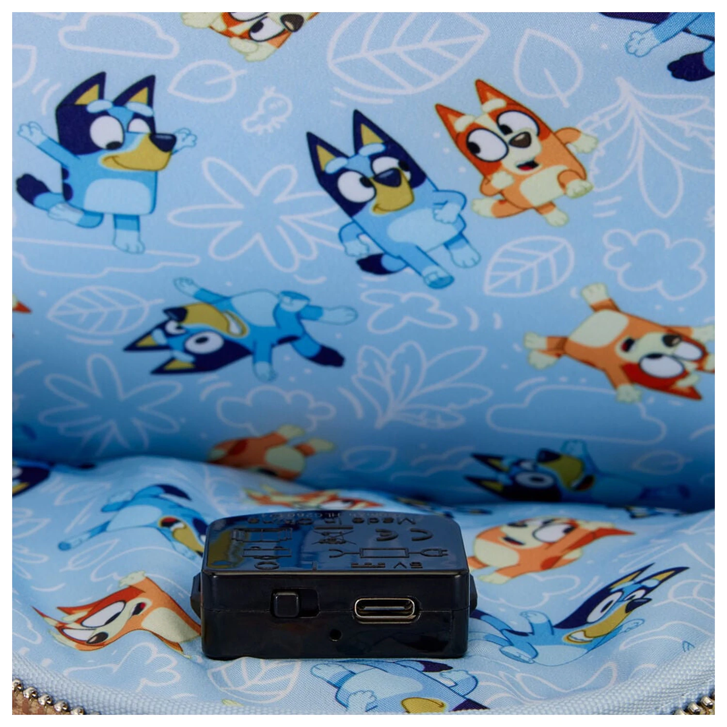 Plecak Loungefly Bluey 26 cm zdjęcie produktu