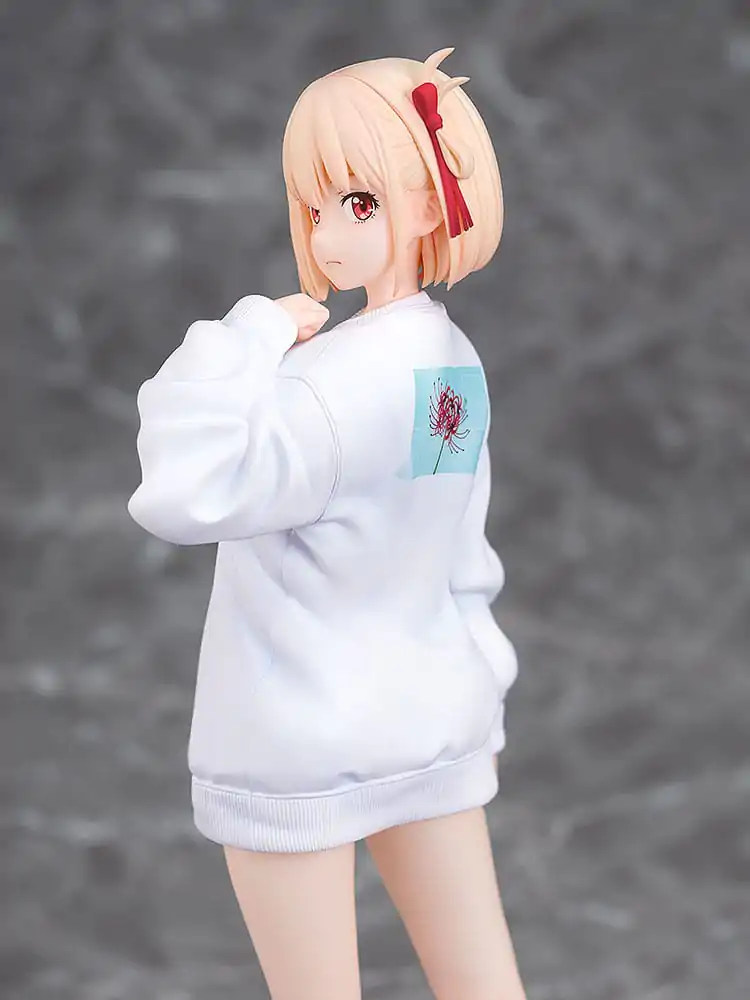 Lycoris Recoil PVC Statuetka 1/7 Chisato Nishikigi: Oversized Sweatshirt Ver. 25 cm zdjęcie produktu