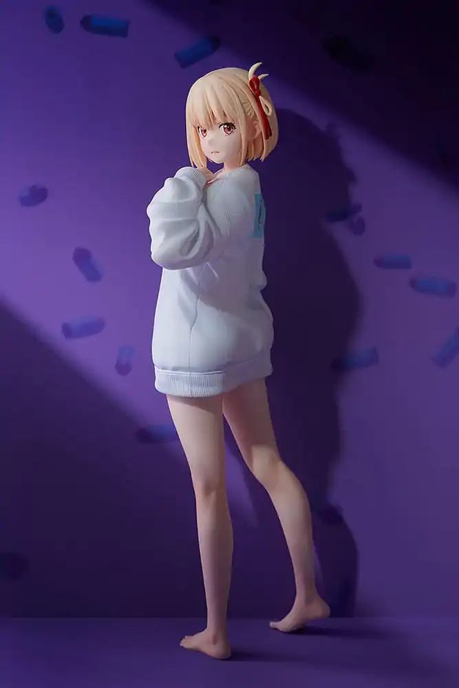 Lycoris Recoil PVC Statuetka 1/7 Chisato Nishikigi: Oversized Sweatshirt Ver. 25 cm zdjęcie produktu