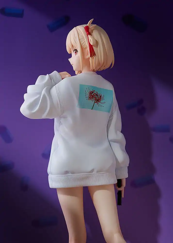 Lycoris Recoil PVC Statuetka 1/7 Chisato Nishikigi: Oversized Sweatshirt Ver. 25 cm zdjęcie produktu