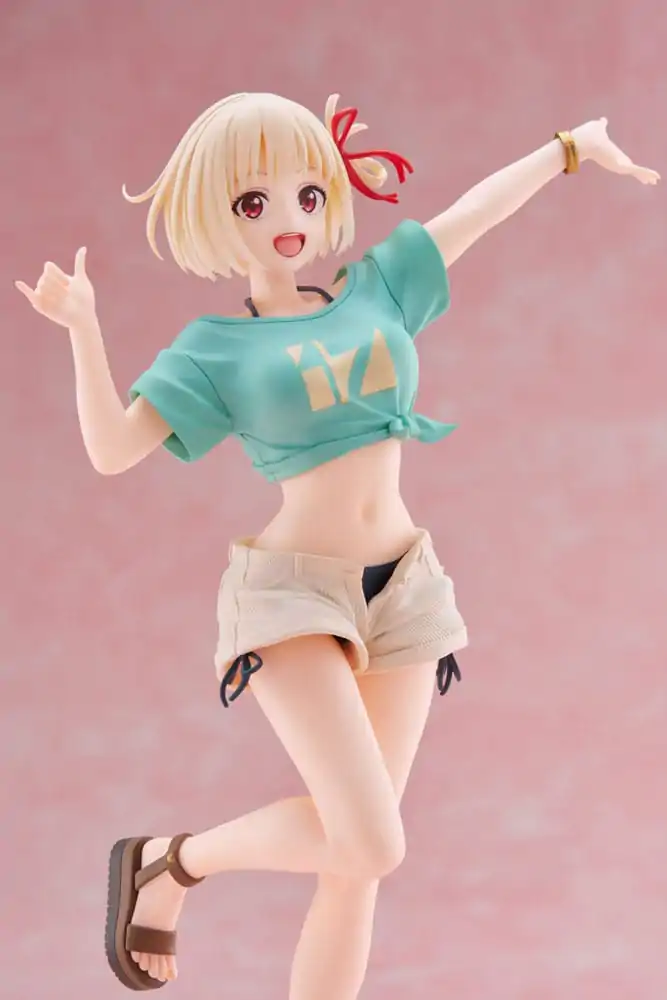 Lycoris Recoil Coreful PVC Statuetka Chisato Nishikigi Hawaiian Ver. 18 cm zdjęcie produktu