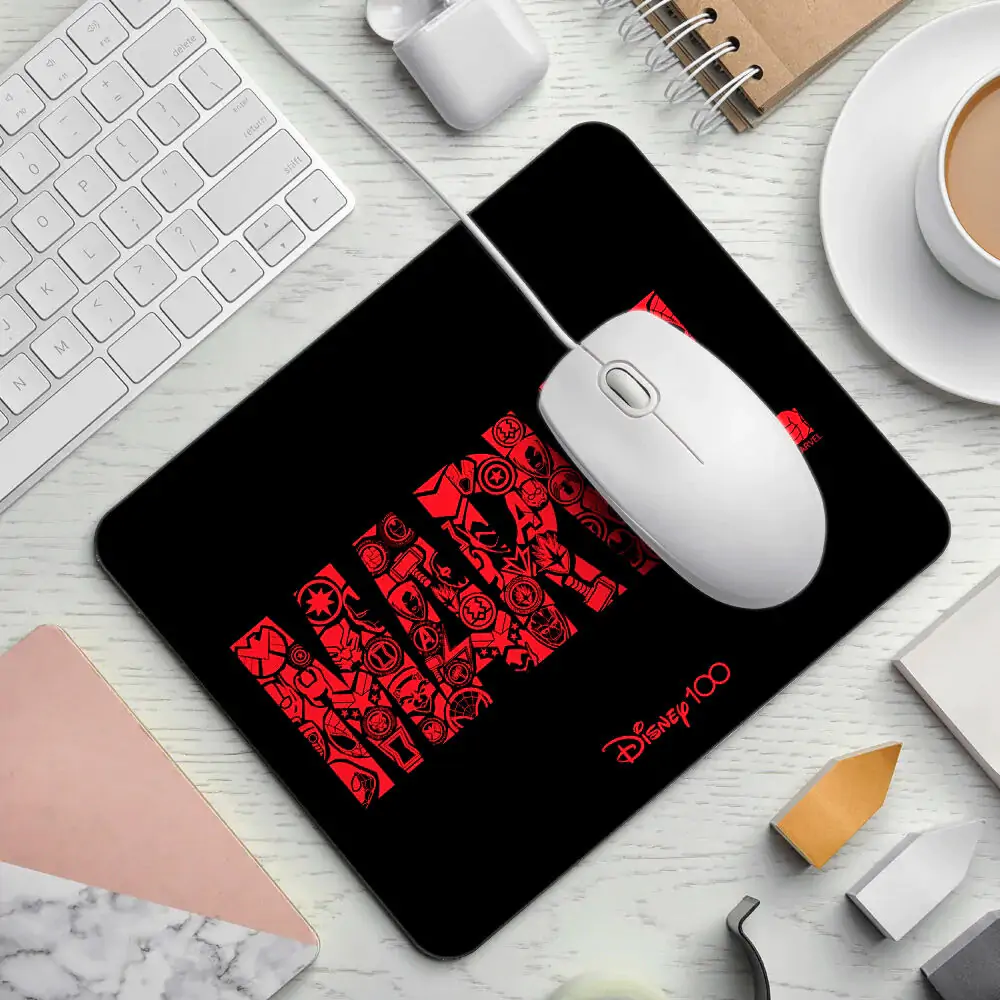 Marvel 100th Anniversary Disney podkładka pod mysz zdjęcie produktu