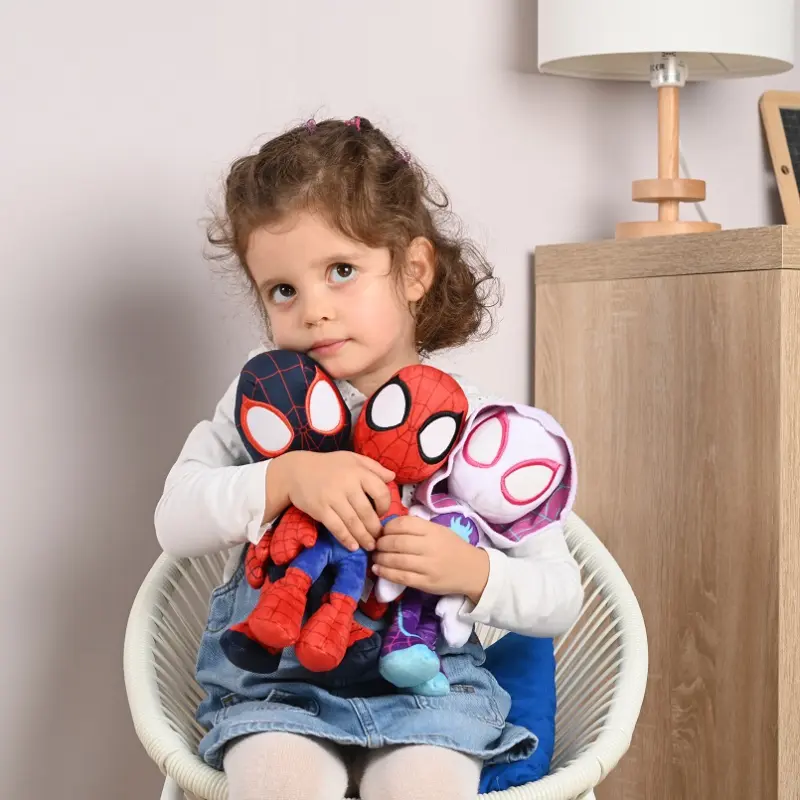 Marvel Pluszowa Figurka Świecące W Ciemności Oczy Spider-Man 25 cm zdjęcie produktu
