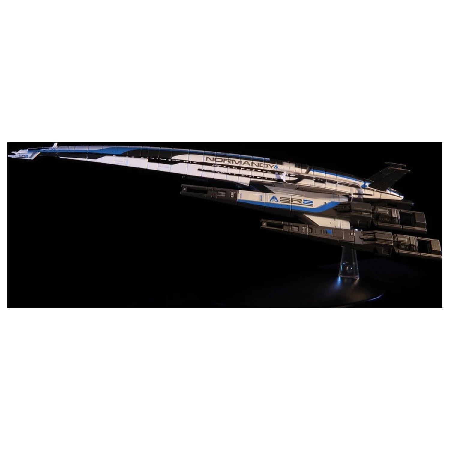 Mass Effect metalowa figurka Normandy SR-2 22 cm zdjęcie produktu