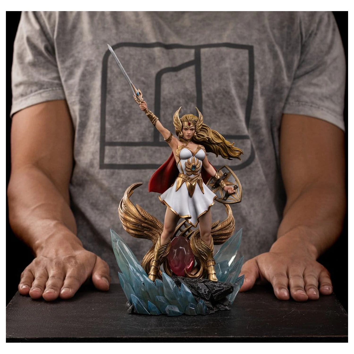 Masters of the Universe Art Scale (Unleashed) Statuetka 1/10 She-Ra Unleashed 31 cm zdjęcie produktu
