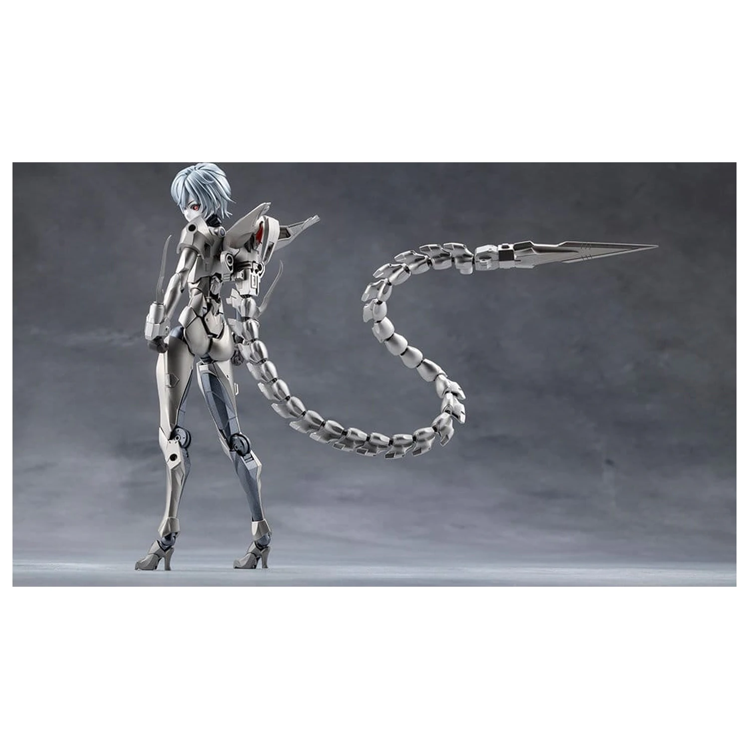 Megalomaria Unlimited Universe Plastikowy Model Łowca Wraków 25 cm zdjęcie produktu