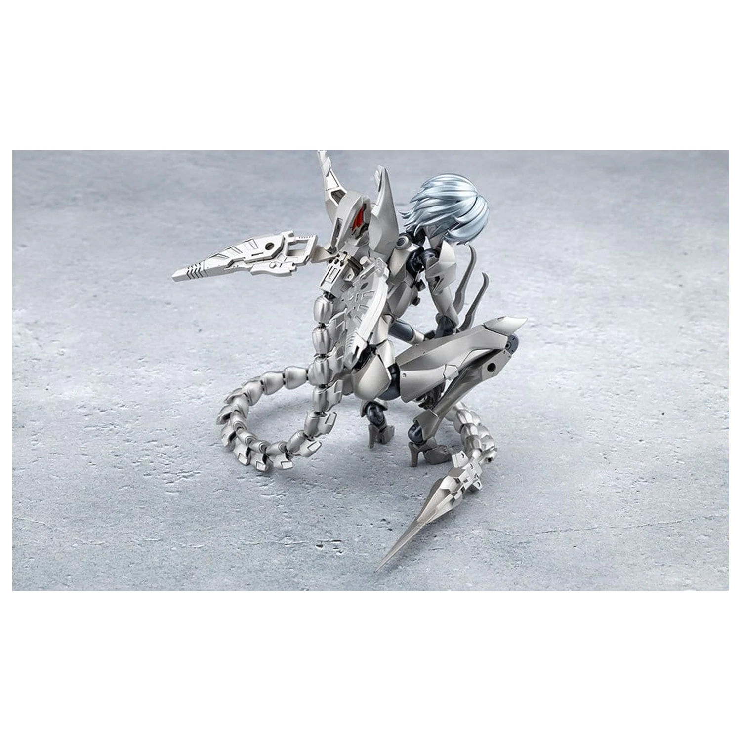 Megalomaria Unlimited Universe Plastikowy Model Łowca Wraków 25 cm zdjęcie produktu