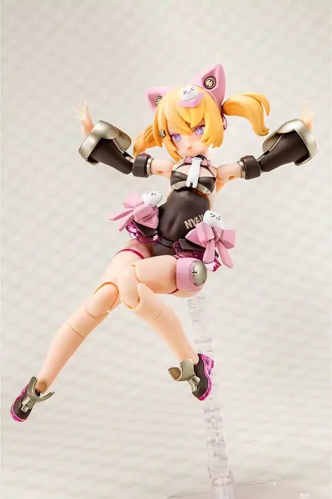 Megami Device Plastic Model Kit 1/1 Puni Mofu Kuro Mao 14 cm Zestaw Modelu Plastikowego zdjęcie produktu