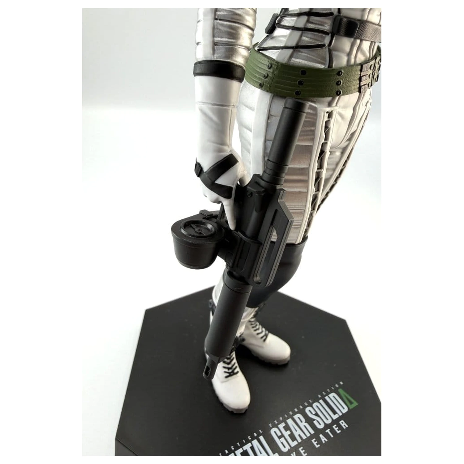 Metal Gear Solid Delta: Snake Eater figurka PVC The Boss 20 cm zdjęcie produktu