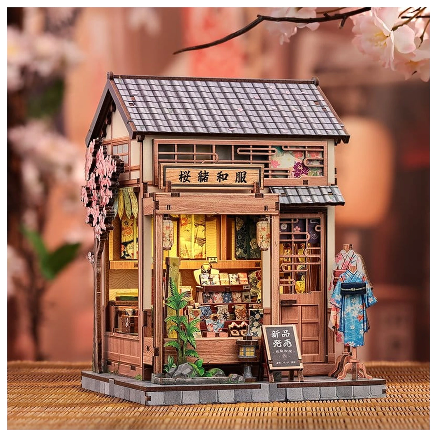 Zestaw Model Miniaturowego Domku Sakura O Kimono Shop 19 x 14 cm zdjęcie produktu