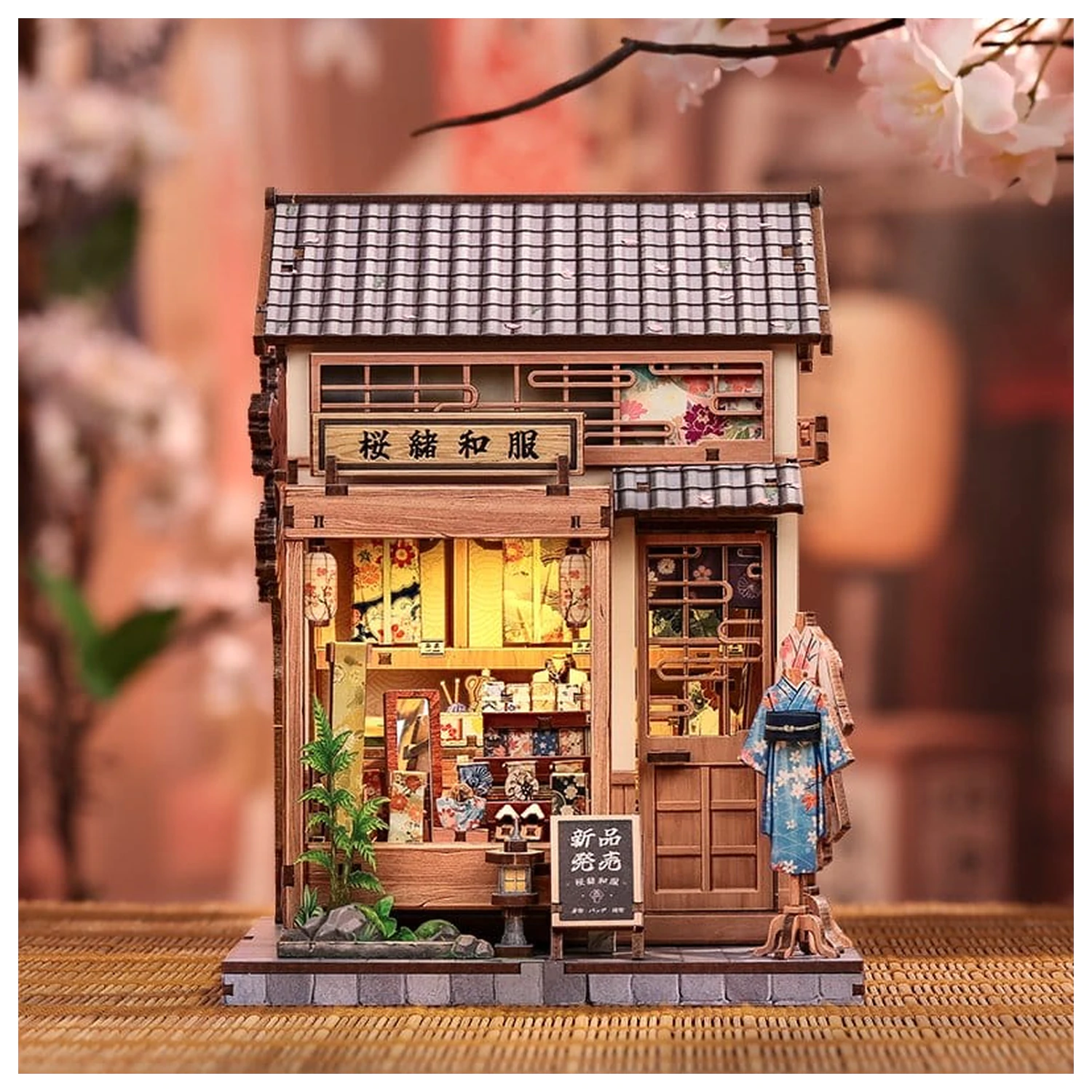 Zestaw Model Miniaturowego Domku Sakura O Kimono Shop 19 x 14 cm zdjęcie produktu