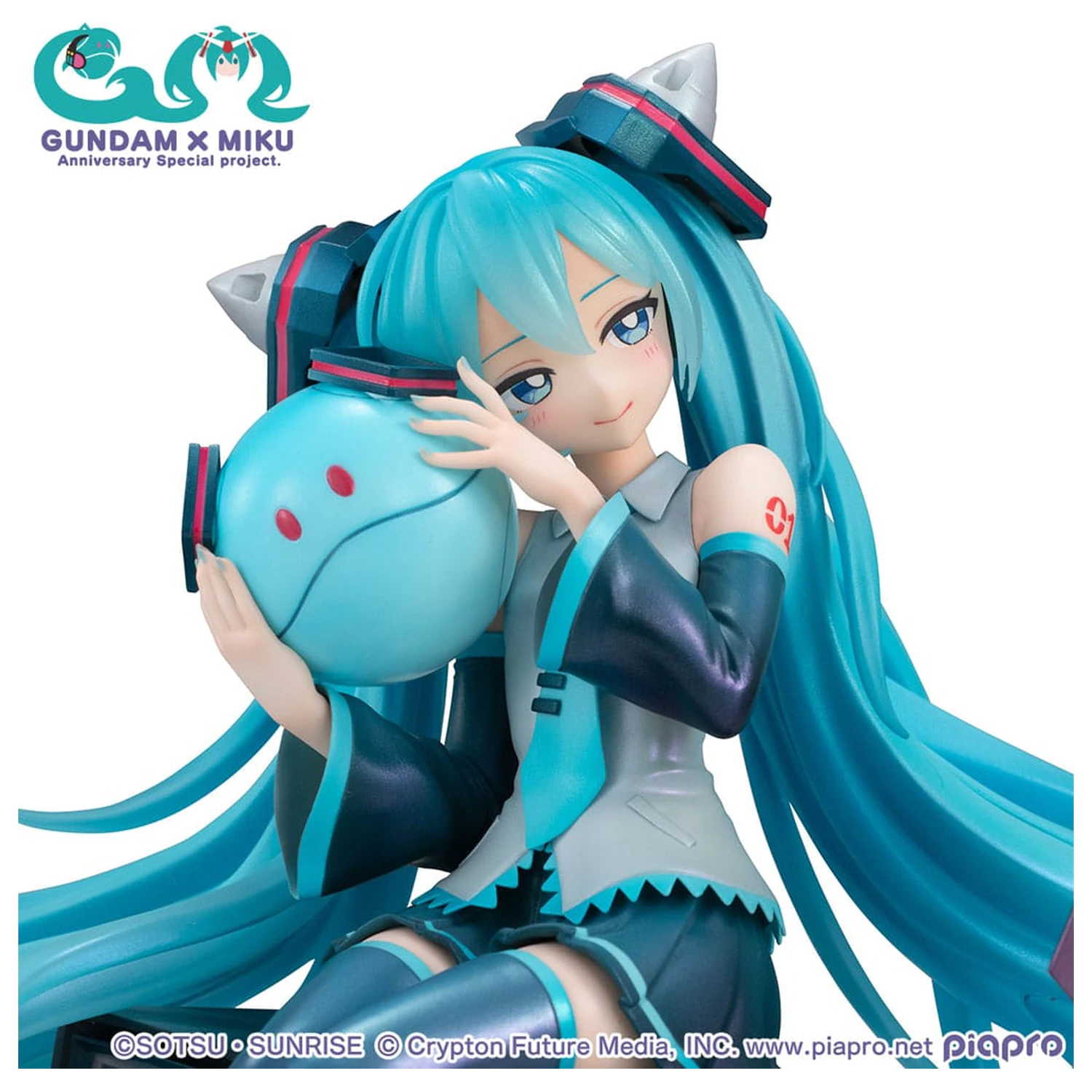 Mobile Suit Gundam x Hatsune Miku Lucrea Figurka PVC Hatsune Miku x OO Gundam 45. rocznica 17 cm zdjęcie produktu