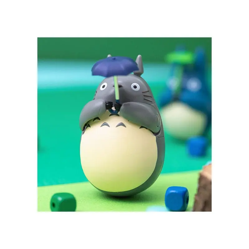 Mój Sąsiad Totoro Figurka z Okrągłą Podstawą Duży Totoro z liściem 7 cm zdjęcie produktu