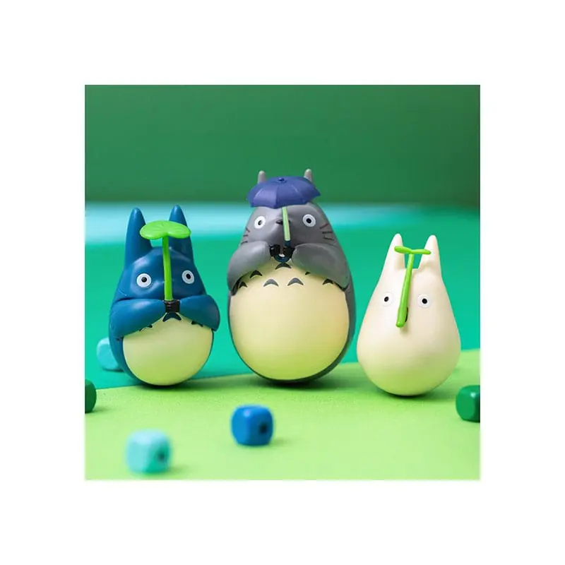 Mój Sąsiad Totoro Figurka z Okrągłą Podstawą Duży Totoro z liściem 7 cm zdjęcie produktu