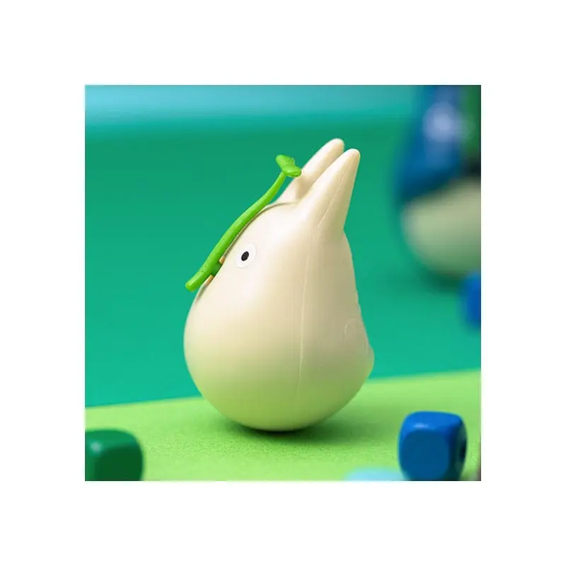 Mój Sąsiad Totoro Figurka z Okrągłą Podstawą Mały Totoro z liściem 5 cm zdjęcie produktu