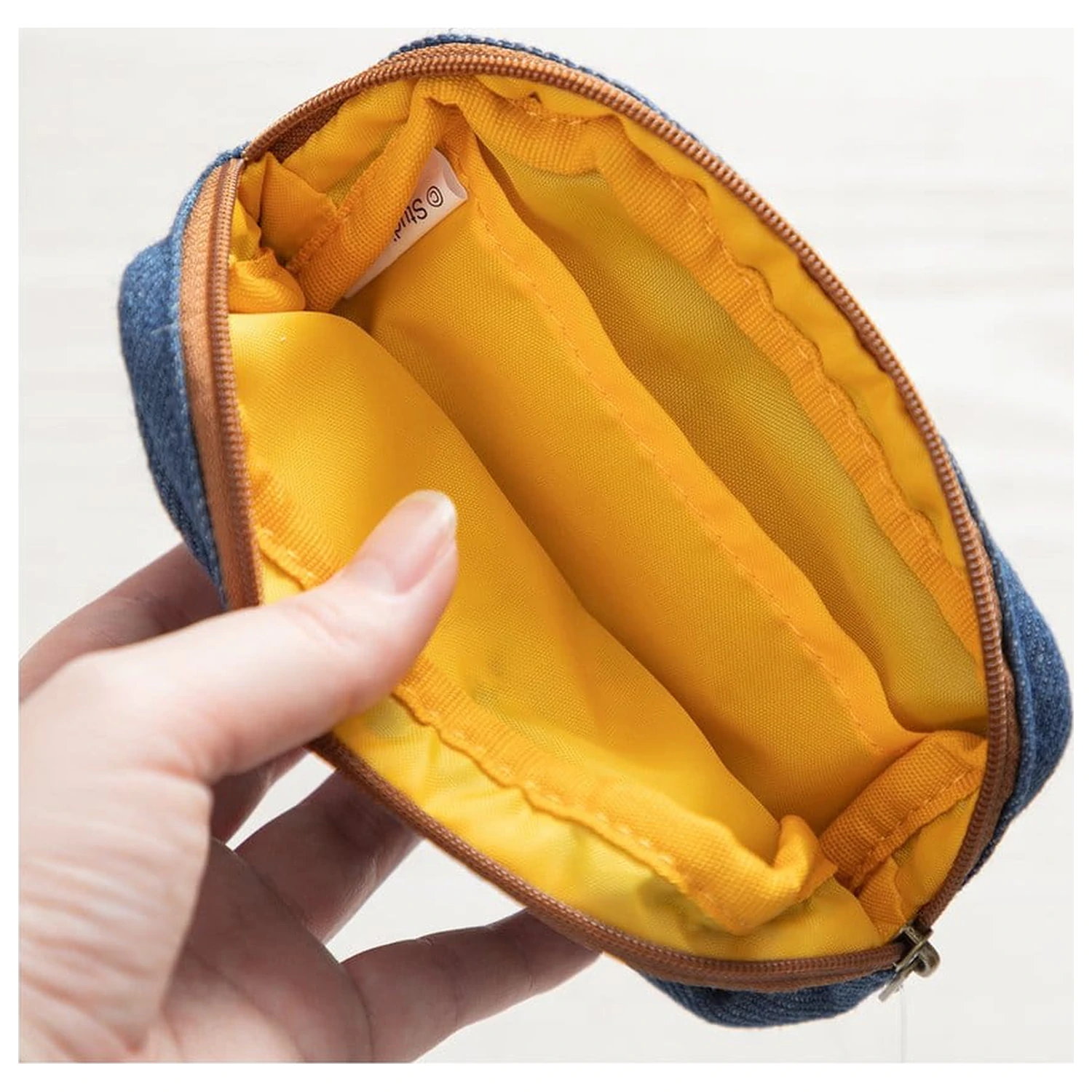 My Neighbor Totoro Denim Pouch Totoro i wianek z kwiatów zdjęcie produktu