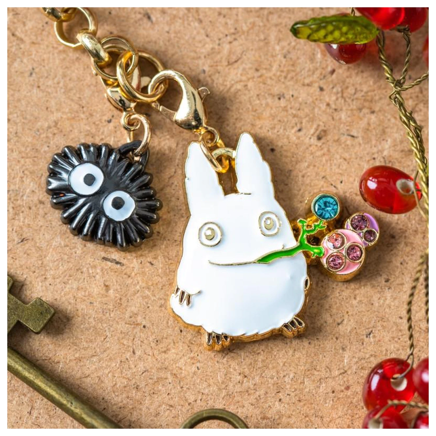 My Neighbor Totoro White Totoro & Fruits charms na łańcuszku zdjęcie produktu