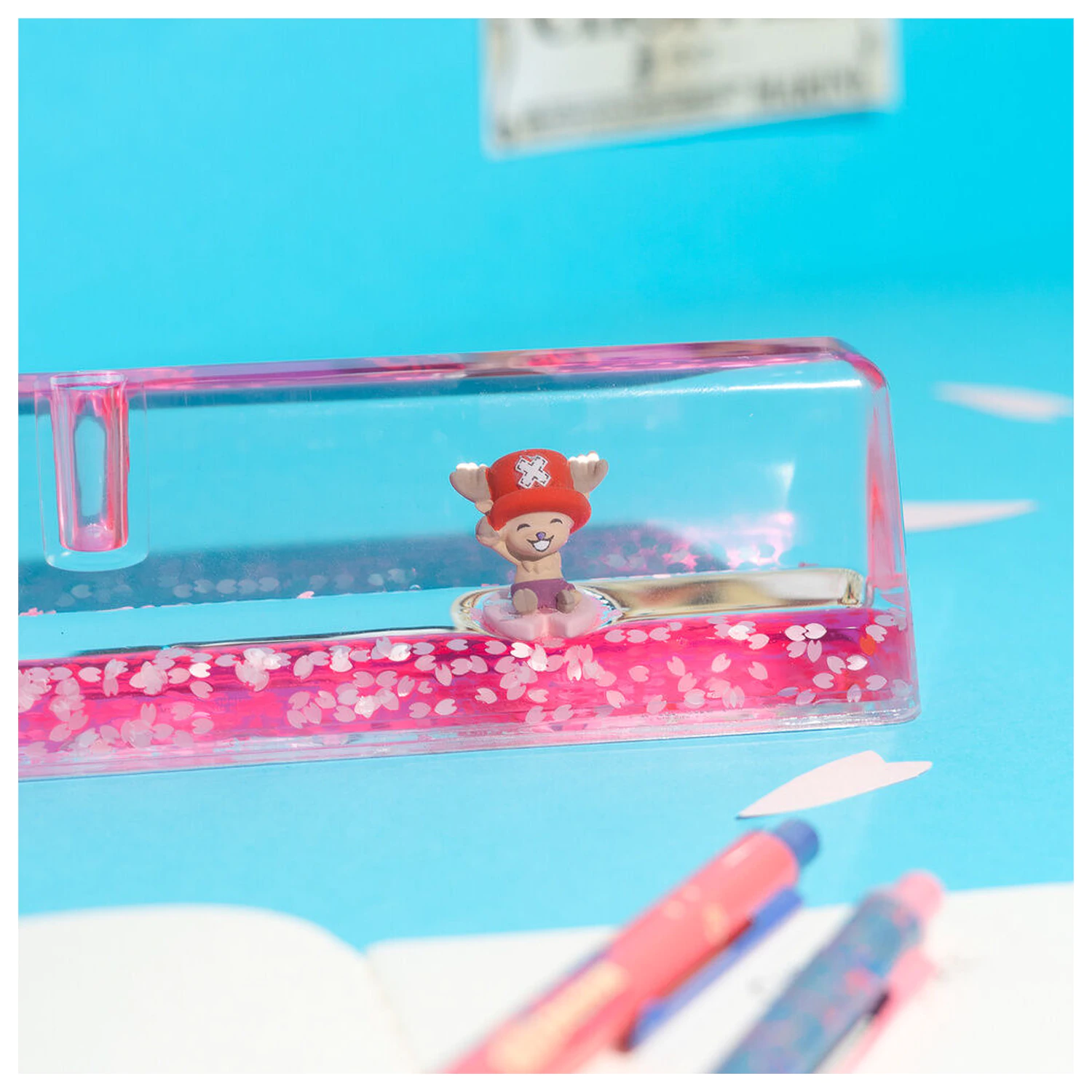 One Piece Chopper zestaw ołówka, długopisu i akrylowej podstawki zdjęcie produktu
