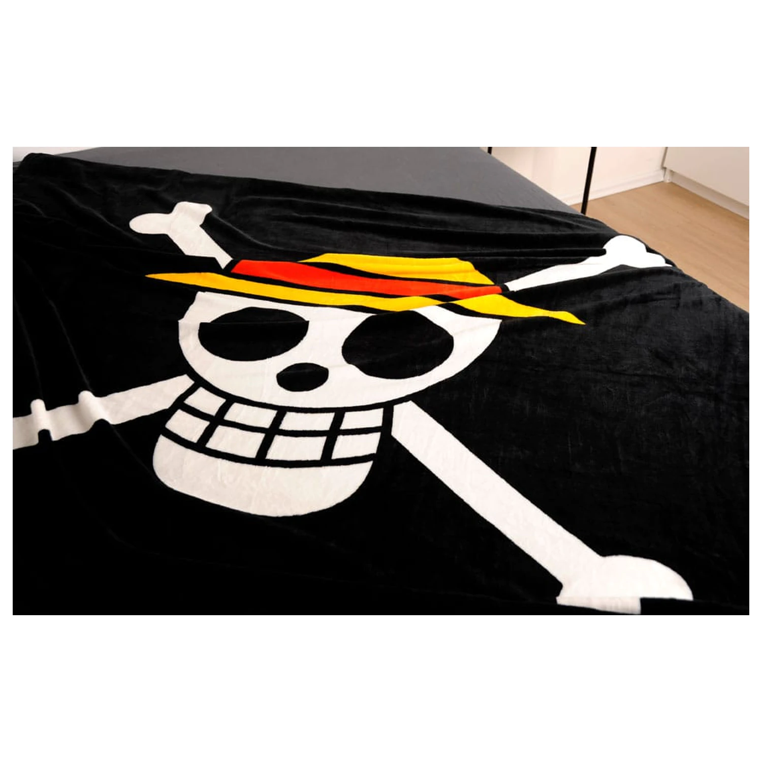 Koc polarowy One Piece 150 x 200 cm zdjęcie produktu