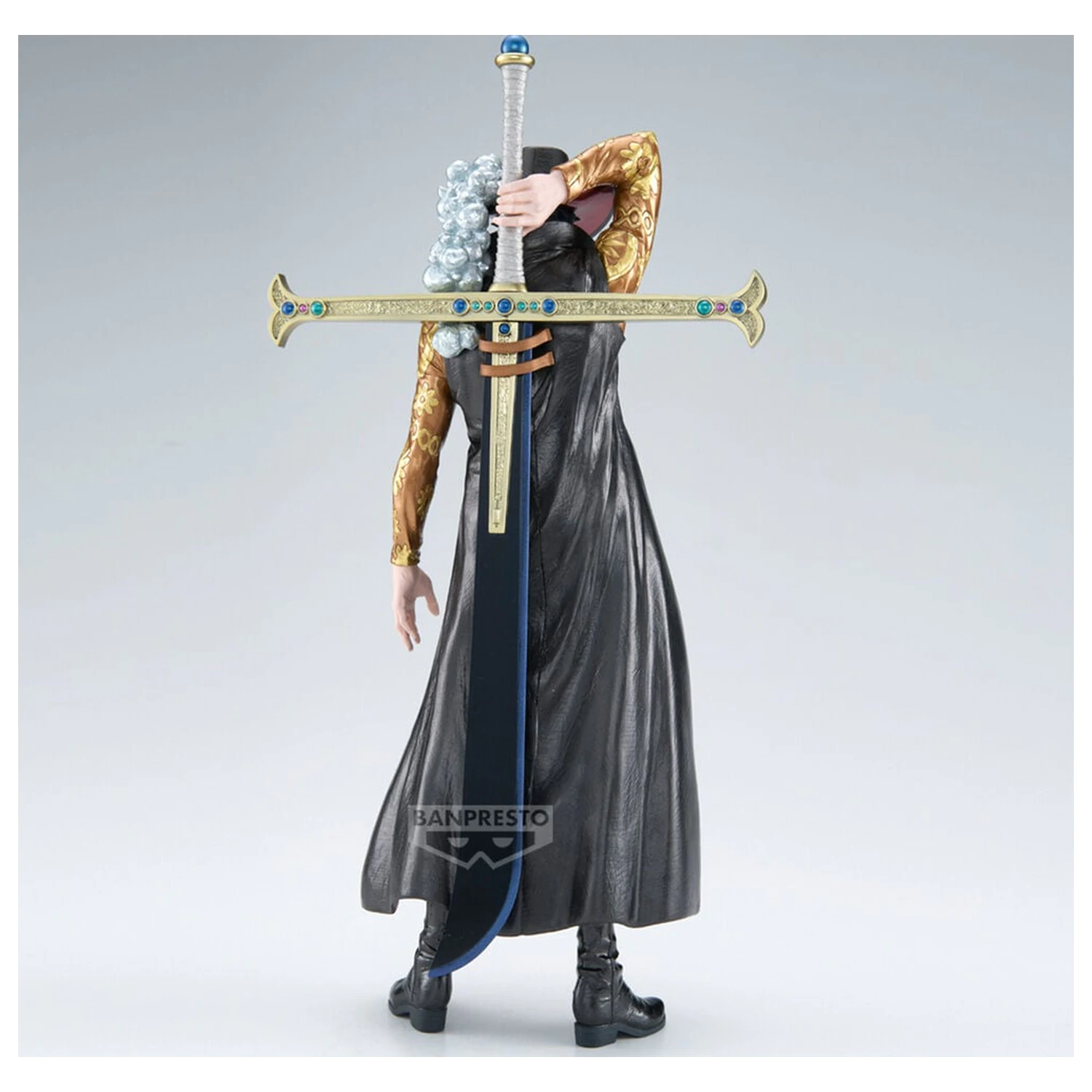 Figurka One Piece The Anime Dracule Mihawk 34 cm zdjęcie produktu