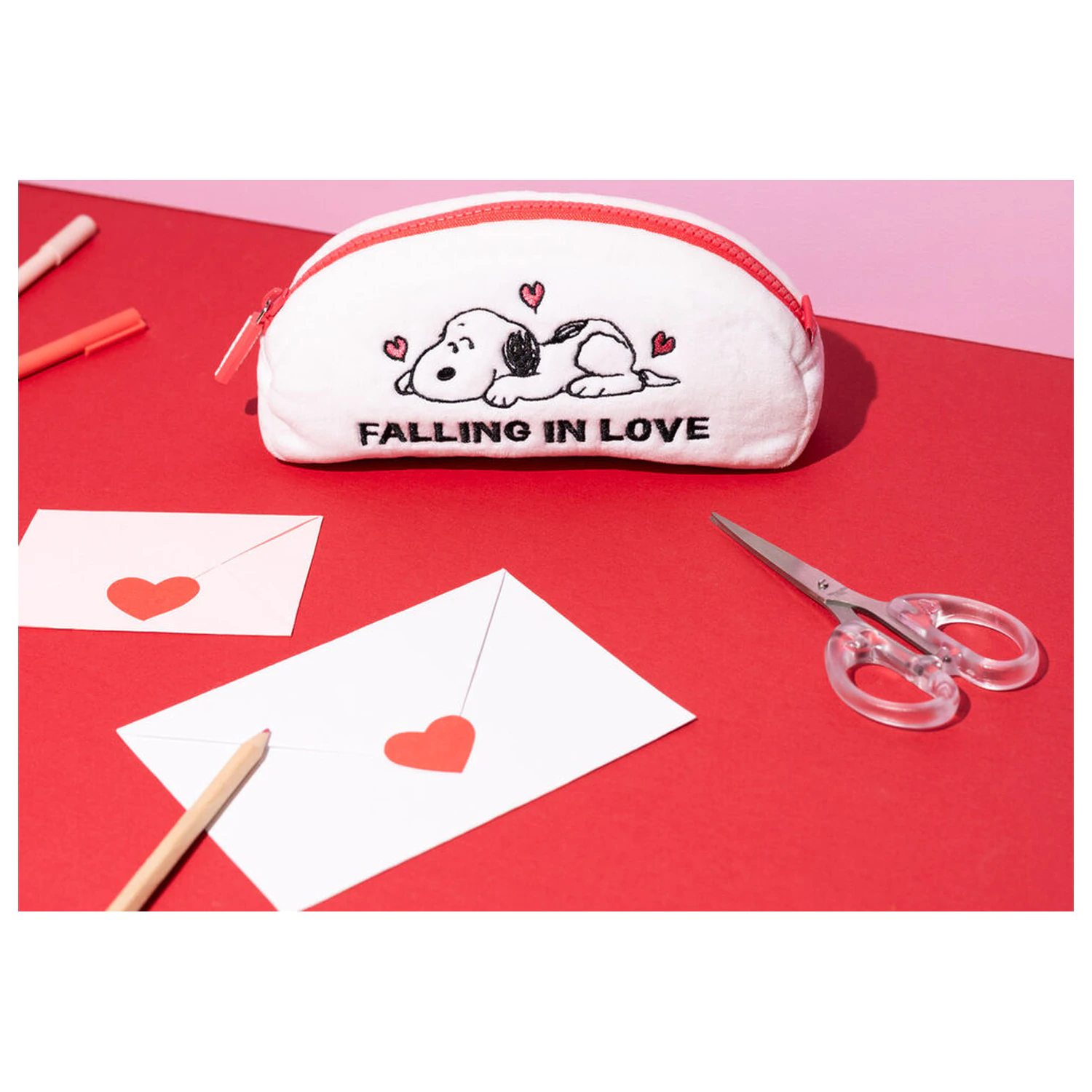 Peanuts Snoopy piórnik zdjęcie produktu