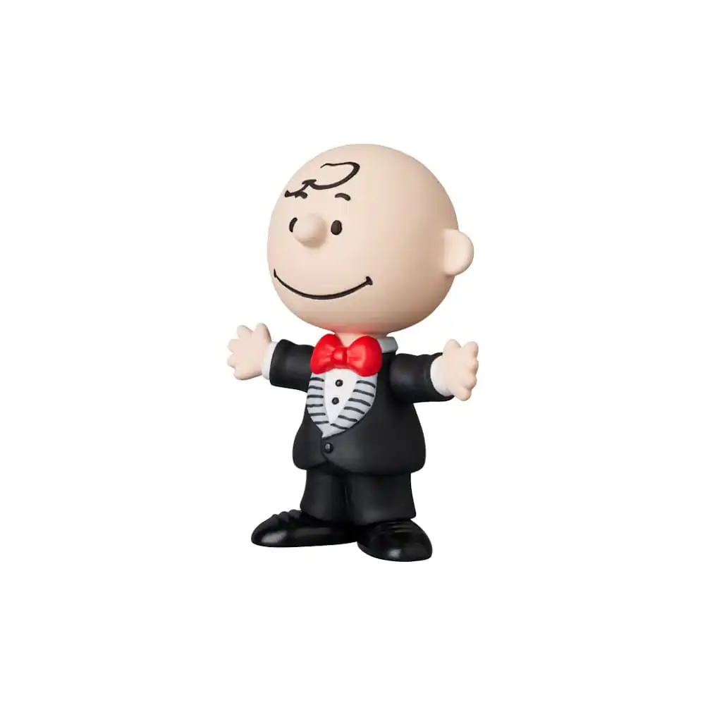 Peanuts UDF Series 17 Mini Figurka Charlie Brown (Tuxedo ver.) 7 cm zdjęcie produktu