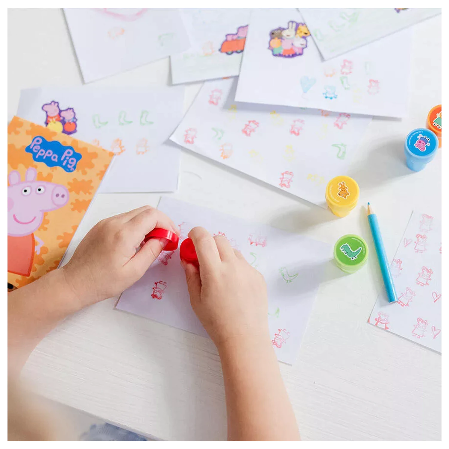 Peppa Pig Happiness Zestaw Kreatywny ze Stemplami zdjęcie produktu