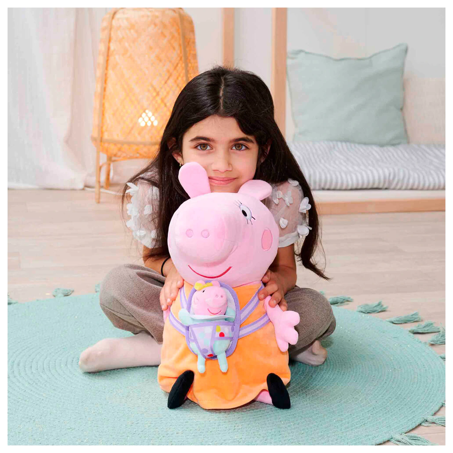 Peppa Pig Mummy Pig z pluszową zabawką Evie 33cm zdjęcie produktu