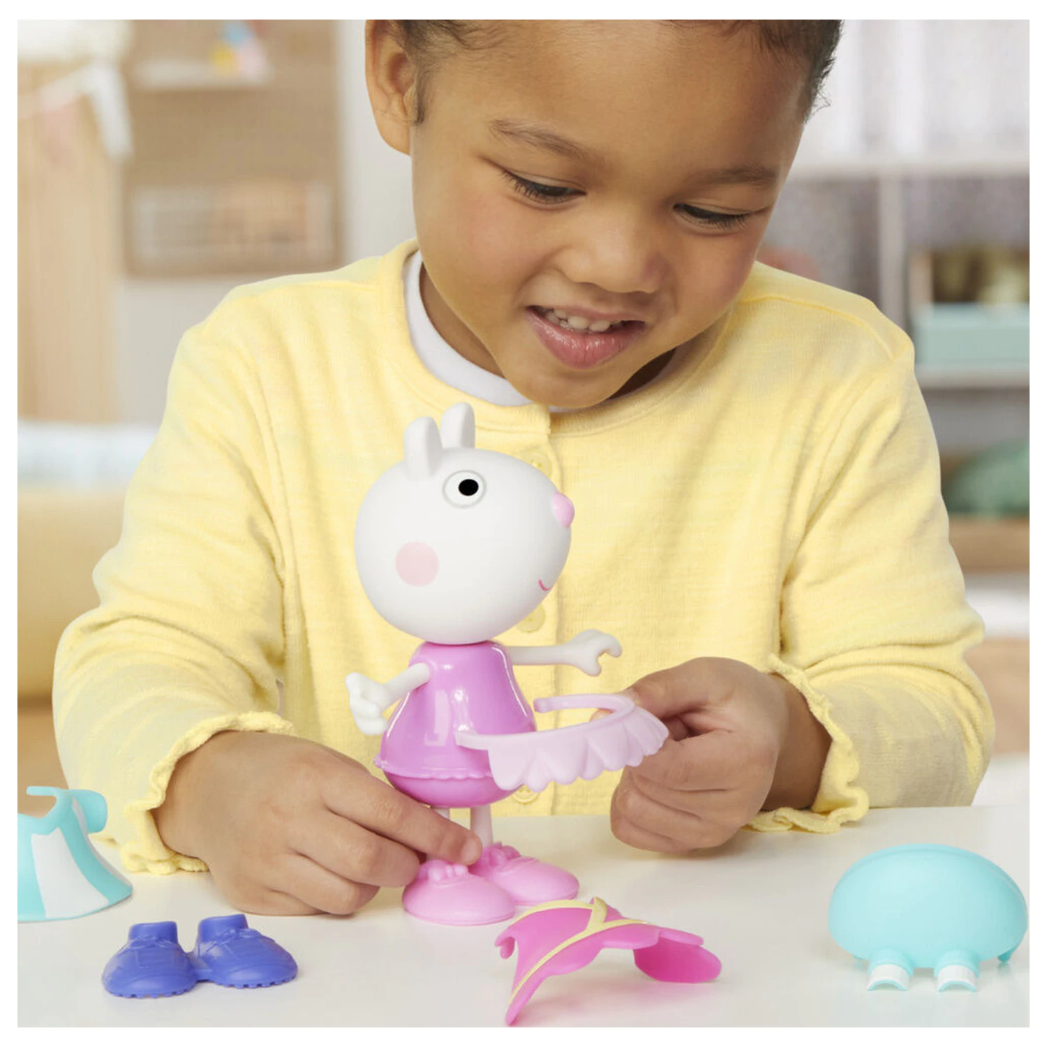 Peppa Pig figurka Suzy Sheep 15 cm zdjęcie produktu