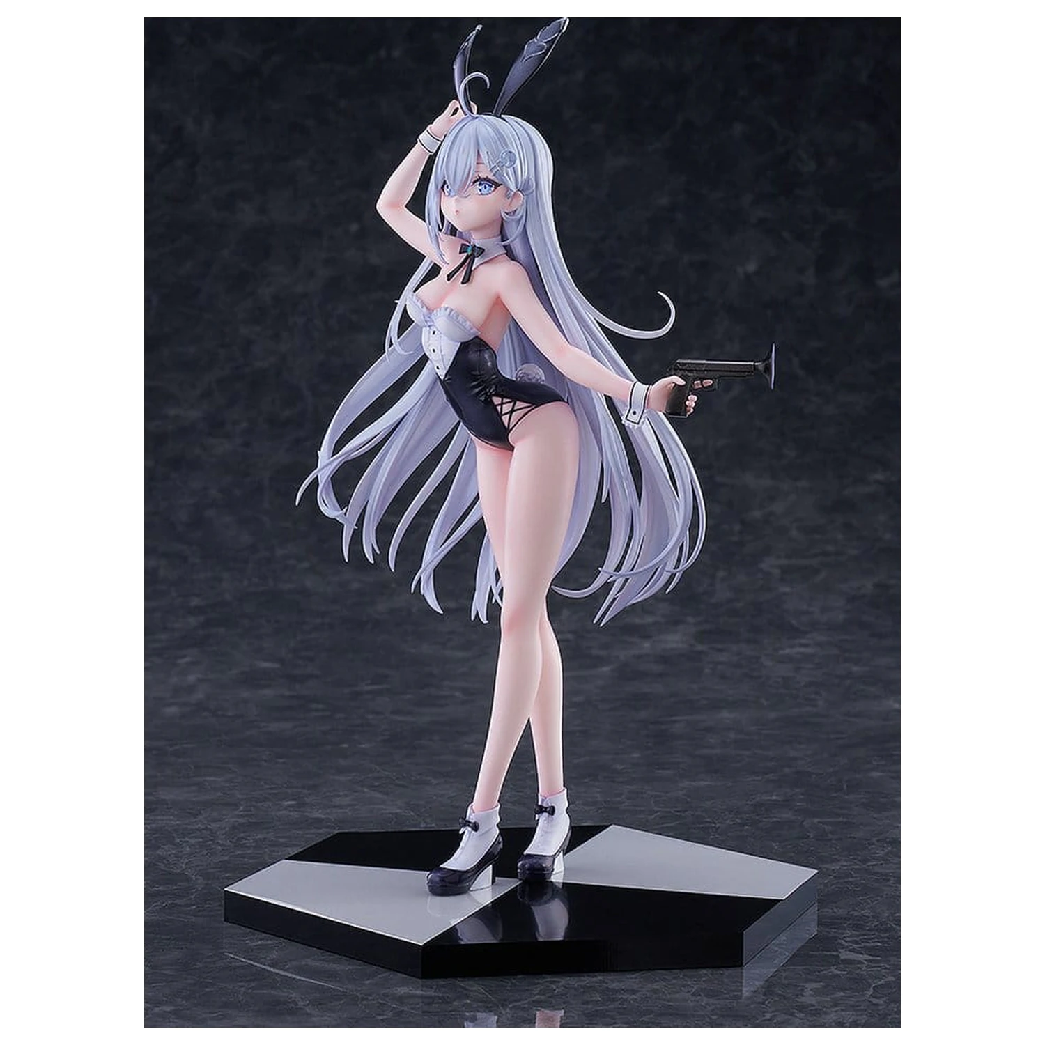 Playing Death Games to Put Food on the Table Wolf PVC Statuetka 1/7 Yuki 27 cm zdjęcie produktu