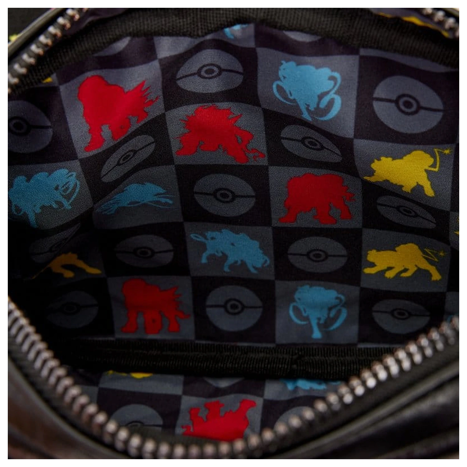 Pokémon by Loungefly Torba na ramię Legendary Beasts zdjęcie produktu
