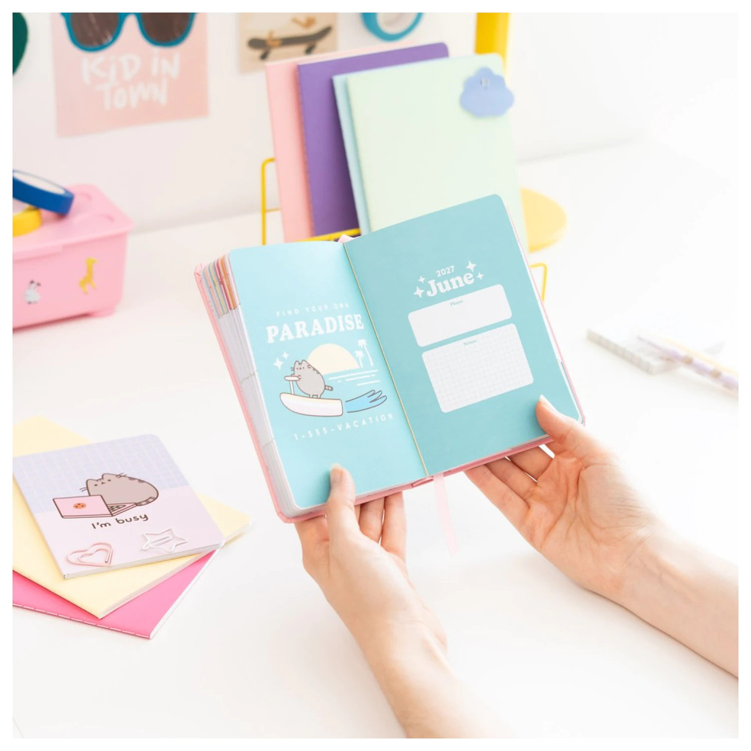 Pusheen Akademicki Planner Tropical Vacation 2026/27 A6 *English Version* zdjęcie produktu