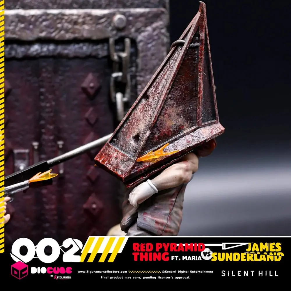 Silent Hill DioCube PVC Diorama Silent Hill 2 Red Pyramid Thing Vs James Sunderland Ft. Maria 15 cm zdjęcie produktu