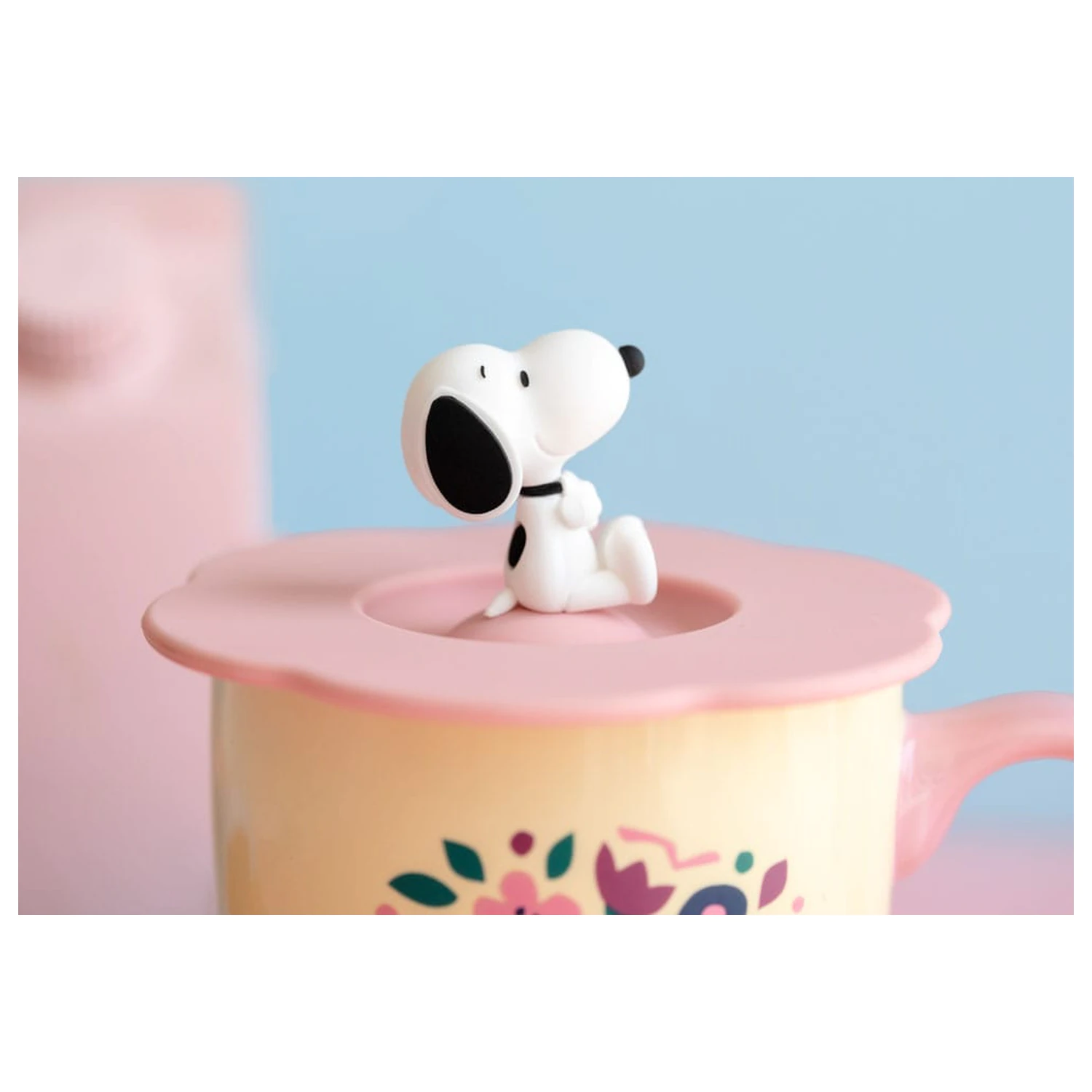 Kubek premium Snoopy z pokrywką zdjęcie produktu